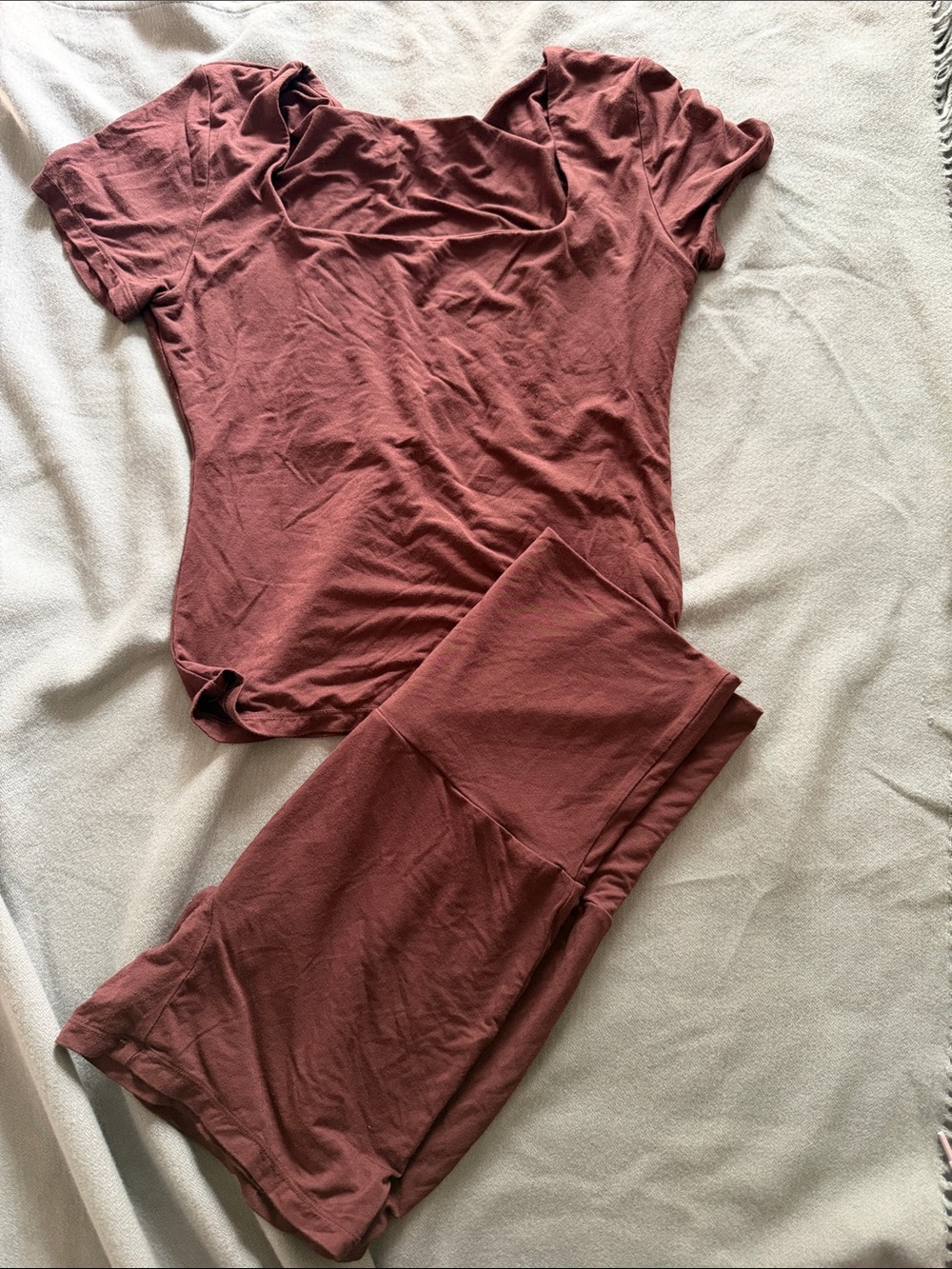 Women’s Short Sleeve Sleep Set in Deep brown